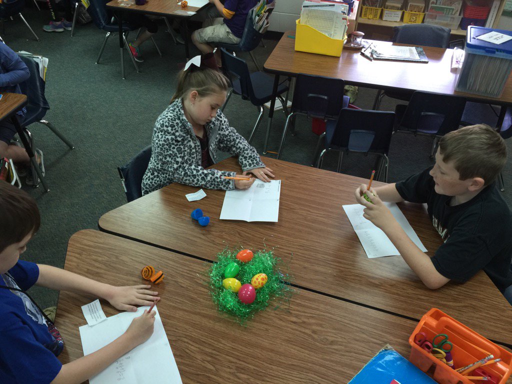 MrsKSmith_fce's tweet photo. @HumbleISD Math is more fun when we use plastic eggs! #math #education #3rdgrade https://t.co/XhDjKw4q1d