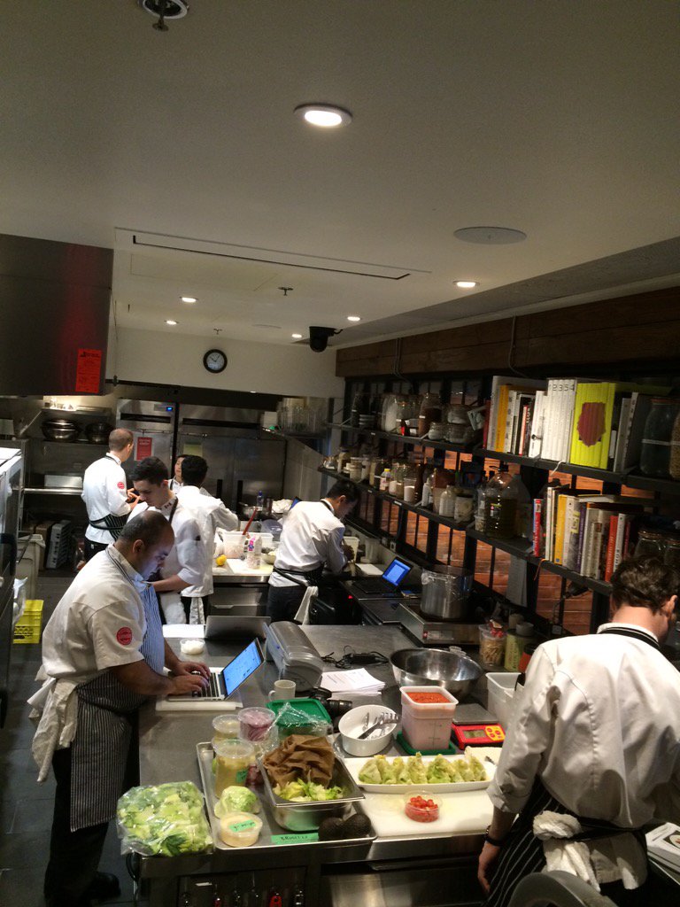 chefryanstone's tweet photo. It's a full house in the TK @earlsTK today https://t.co/6vnvmzz6KF