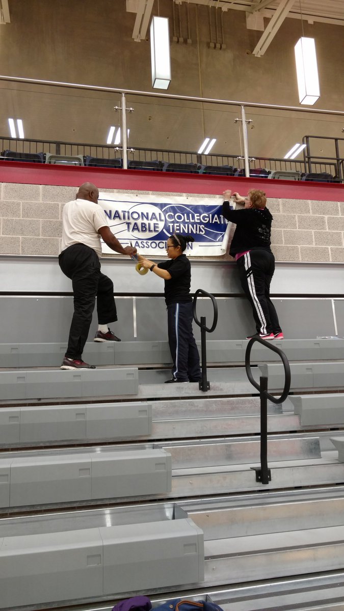 collegett's tweet photo. Our volunteers rock! #collegett2016 https://t.co/pFKbQUfrzB