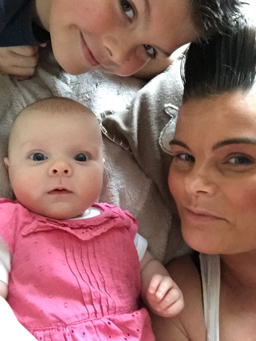 Me and my babies😊💙💗 https://t.co/60AYtJlOVK