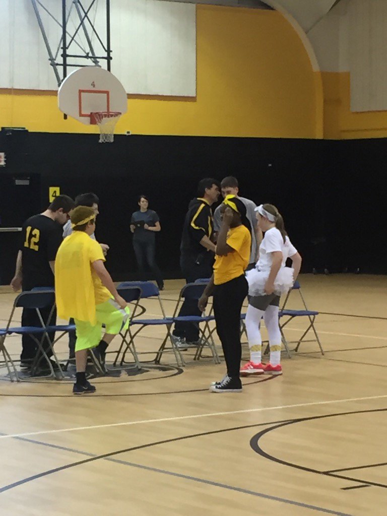 MathWithMessing's tweet photo. Spirit Week fun! #wearelamphere https://t.co/QvHvOlr2dj