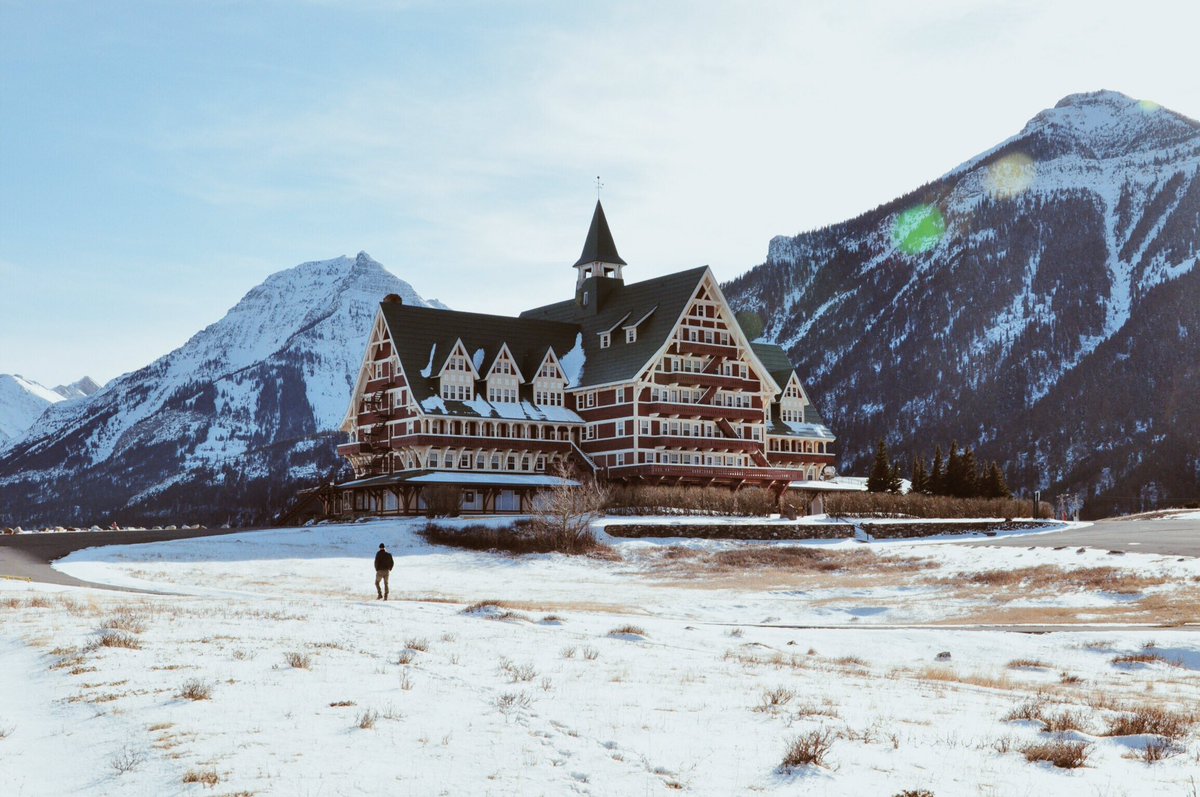 ldl_jr's tweet photo. Hello beautiful! @TravelAlberta @ExploreCanada @WatertonLakesNP https://t.co/WB1oQL9R8z