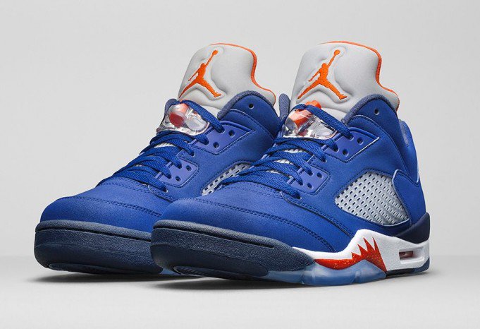 KicksBlowRetail's tweet image. #OfficialLook at the Air Jordan 5 Low "69 Points"

Dropping next week on Mar. 28th