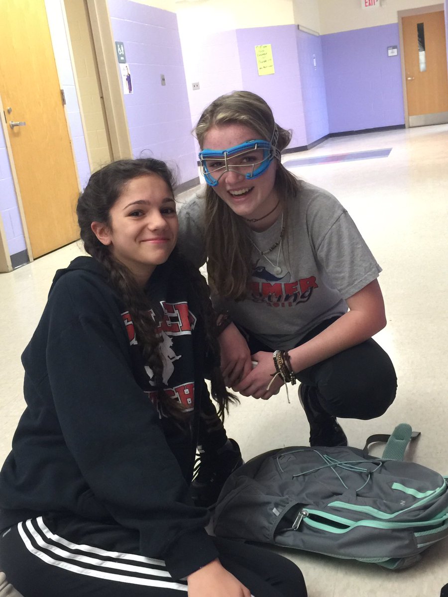 Ribeirobms8's tweet photo. Yep! 8th grade😄🌟 https://t.co/4SvOINAHfL