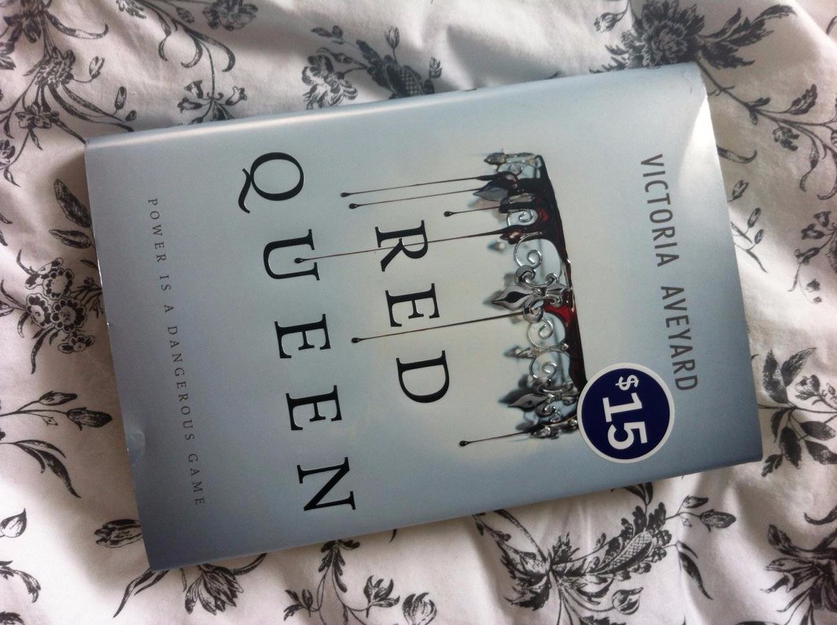 OfficialRdQueen's tweet photo. Binge read the rest of Red Queen yesterday!! #QueenOfMyBookshelf https://t.co/4G3CjabF1A