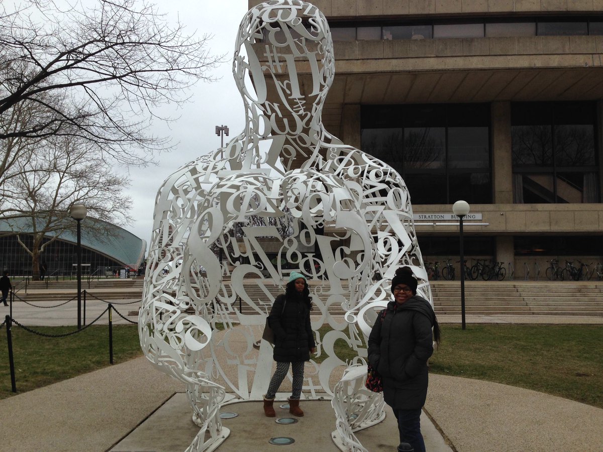 GoDCPhelpsHS's tweet photo. MIT College tour #mindandhand @PhelpsAOE https://t.co/QMGGZ0DrKq