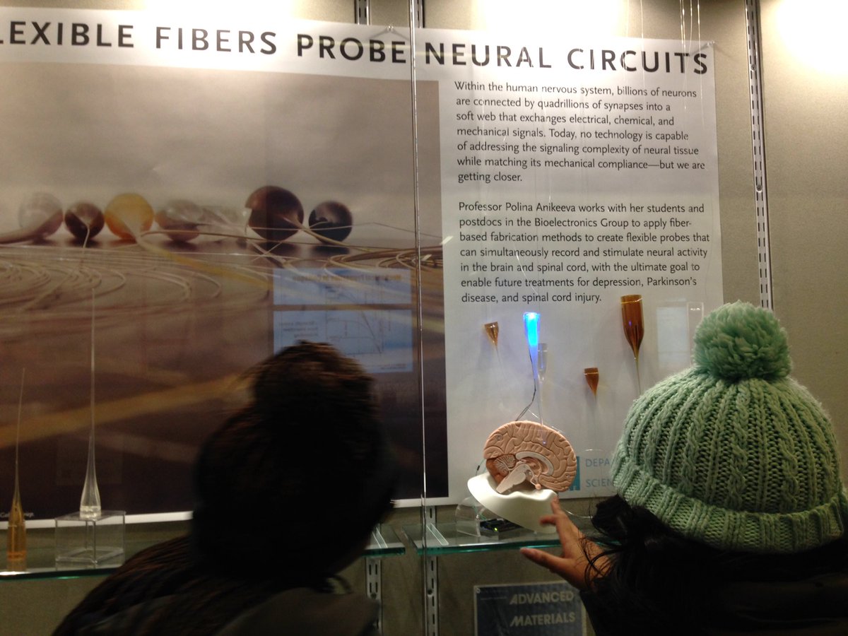 GoDCPhelpsHS's tweet photo. MIT College tour #mindandhand @PhelpsAOE https://t.co/QMGGZ0DrKq