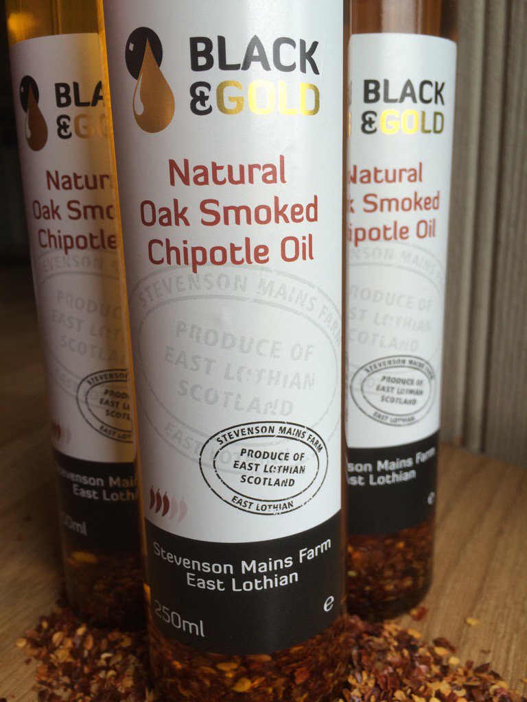 BlackandGoldoil's tweet photo. @HaddingtonFM @buzzaboutfood @EatEastLothian It's here! Smoky addition to the family #Chipotle #bestoil #oneoil https://t.co/diYGXB1vjs