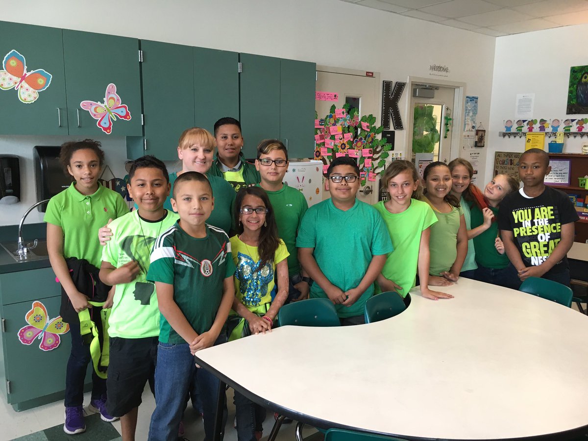 GTEtoucans's tweet photo. More staff and students showing GTE Pride wearing green to support our Odyssey team! @collierschools #WeFeelLoved https://t.co/zwFZtK832c
