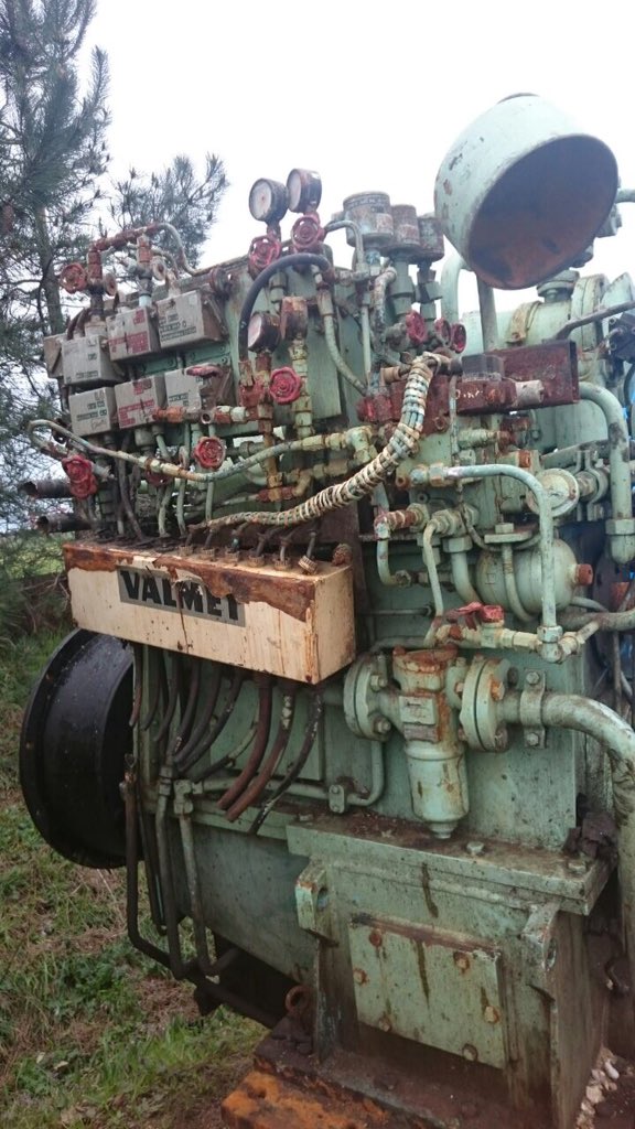 kscegetek's tweet photo. @ILSmarine I offer wartsila 8R22 with 3.25/1 valmet R/G 2 set https://t.co/AAkhctXpyc