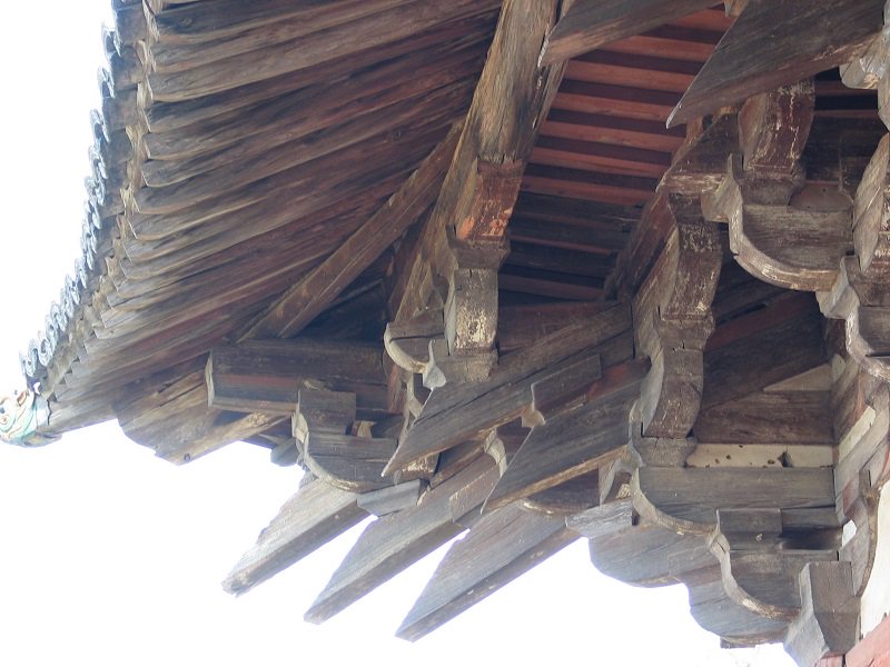 2nd oldest wooden building in China: Foguangsi Main Hall in Shanxi Province chinesearchitecture.wordpress.com/2016/03/20/fog…