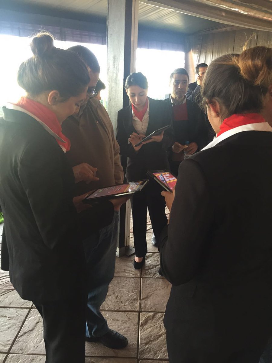 SAMOURAI_RP's tweet photo. #Reveal Shell V-Power Diesel. Quand la performance est au rendez-vous. #Samourai #VivoEnergyMaroc #Diesel #confpress https://t.co/X6Ozdvc7t6