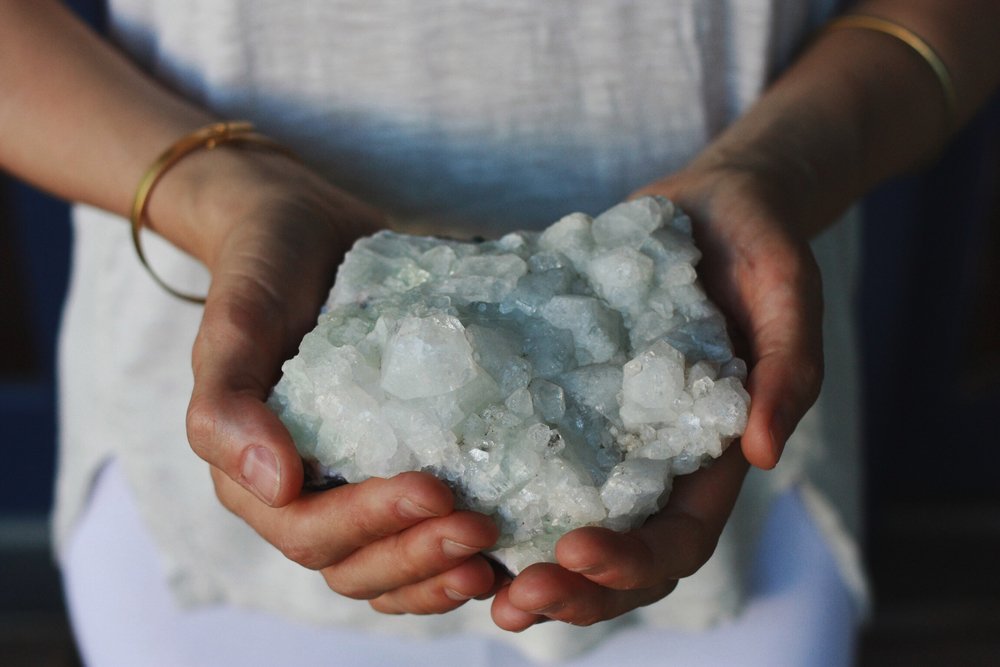 tobemagnetic's tweet image. FOUR SIMPLE WAYS TO COME OUT OF COMPARISON AND INTO THE PRESENT | goo.gl/SmYwrv @ashleyneese