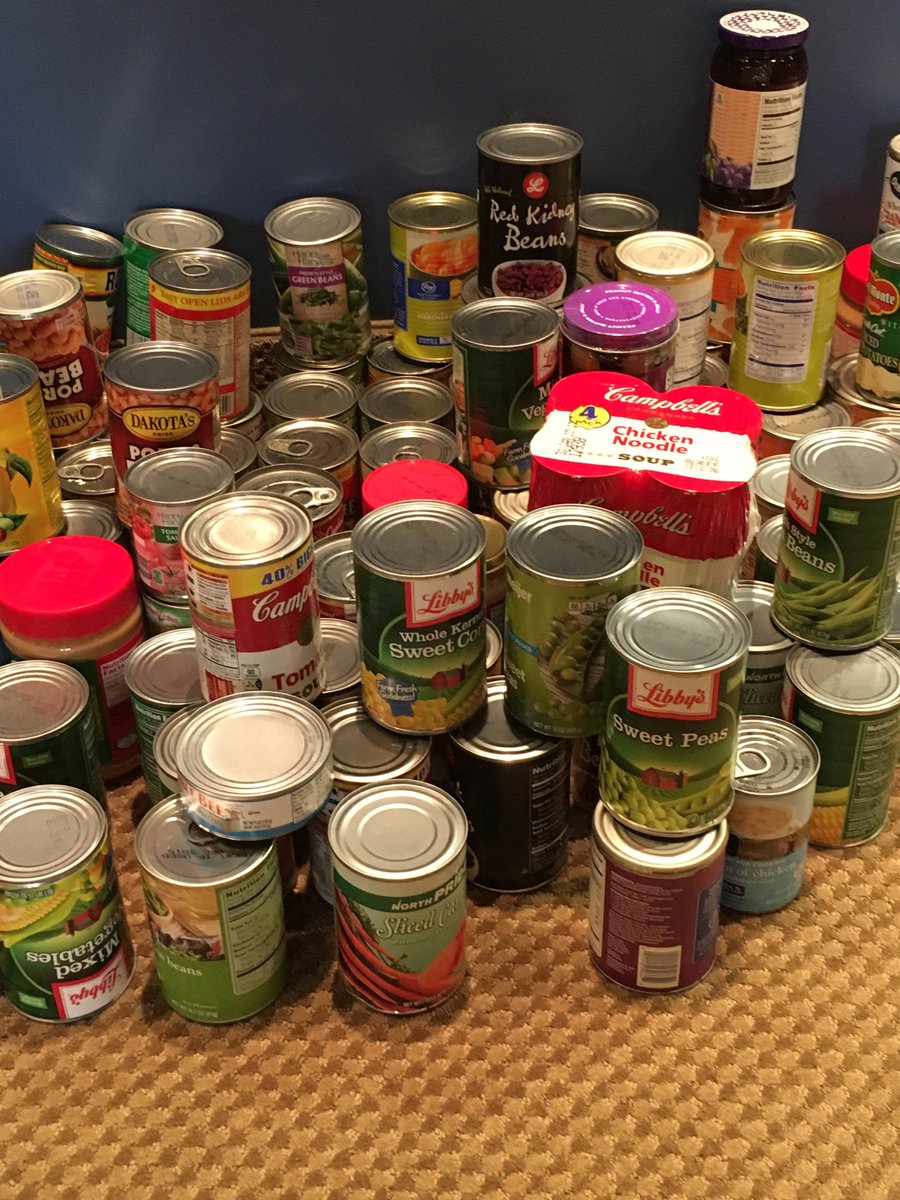 ViaQuest's tweet photo. Great turn out for our food drive for the @Mid_OHFoodbank #OperationFeed https://t.co/9MVsnOwph6
