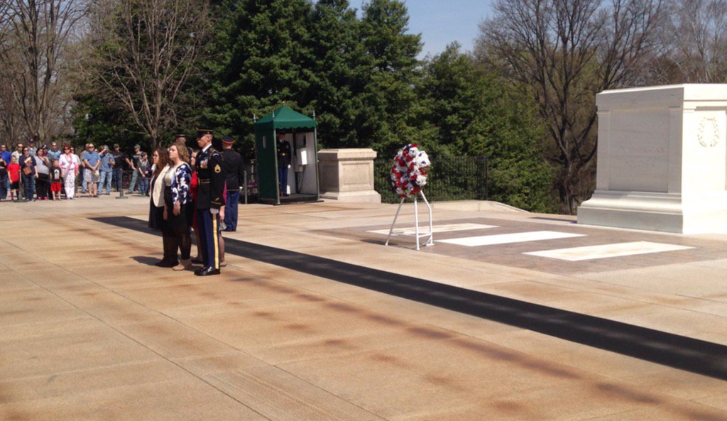 DavidGeurin's tweet photo. Thanks to Teters for supplying the beautiful wreath for the ceremony today! #BHSmatters #srtrip16 https://t.co/j1A11Ujs9k