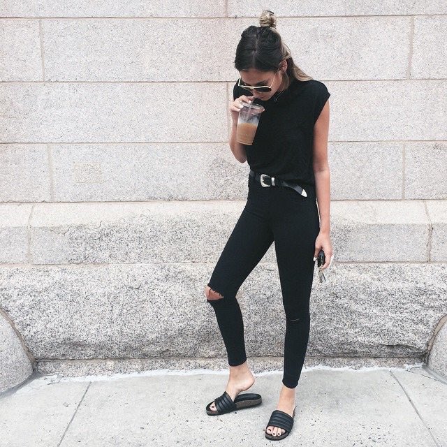CuteeCIothes's tweet photo. All black everything😍 https://t.co/8ORnbKBMOG