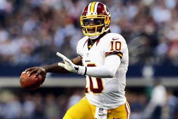 TailgateRivals's tweet photo. Former @Redskins #QB @RGIII signed a two-year deal with the @Browns today #NFL 
https://t.co/dNSOVBPgzQ https://t.co/78kc2YXgNr