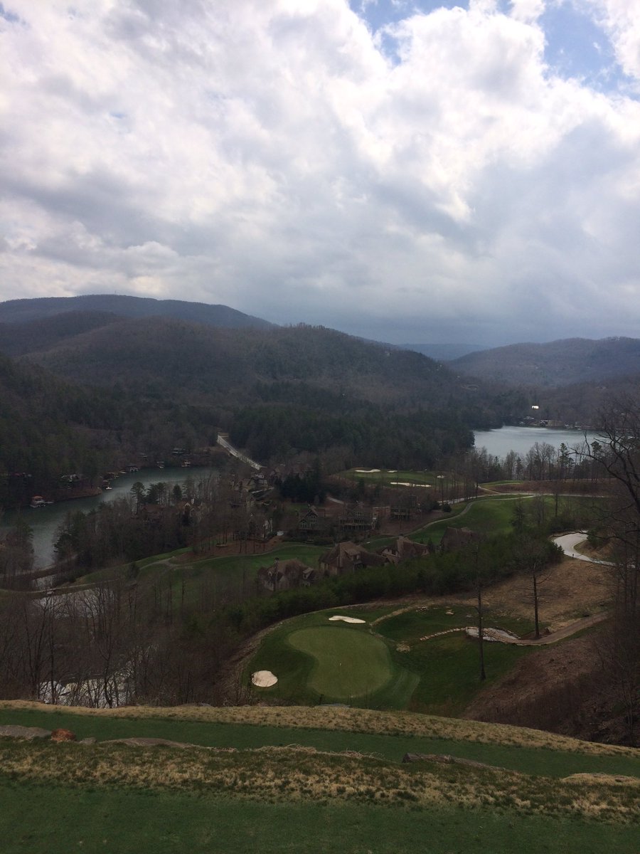 Beginning the new tee on #2. It's  a much different shot and view <a href="/WaterfallClub/">Waterfall Club</a> #WaterfallHole #BeCarefulEfrain