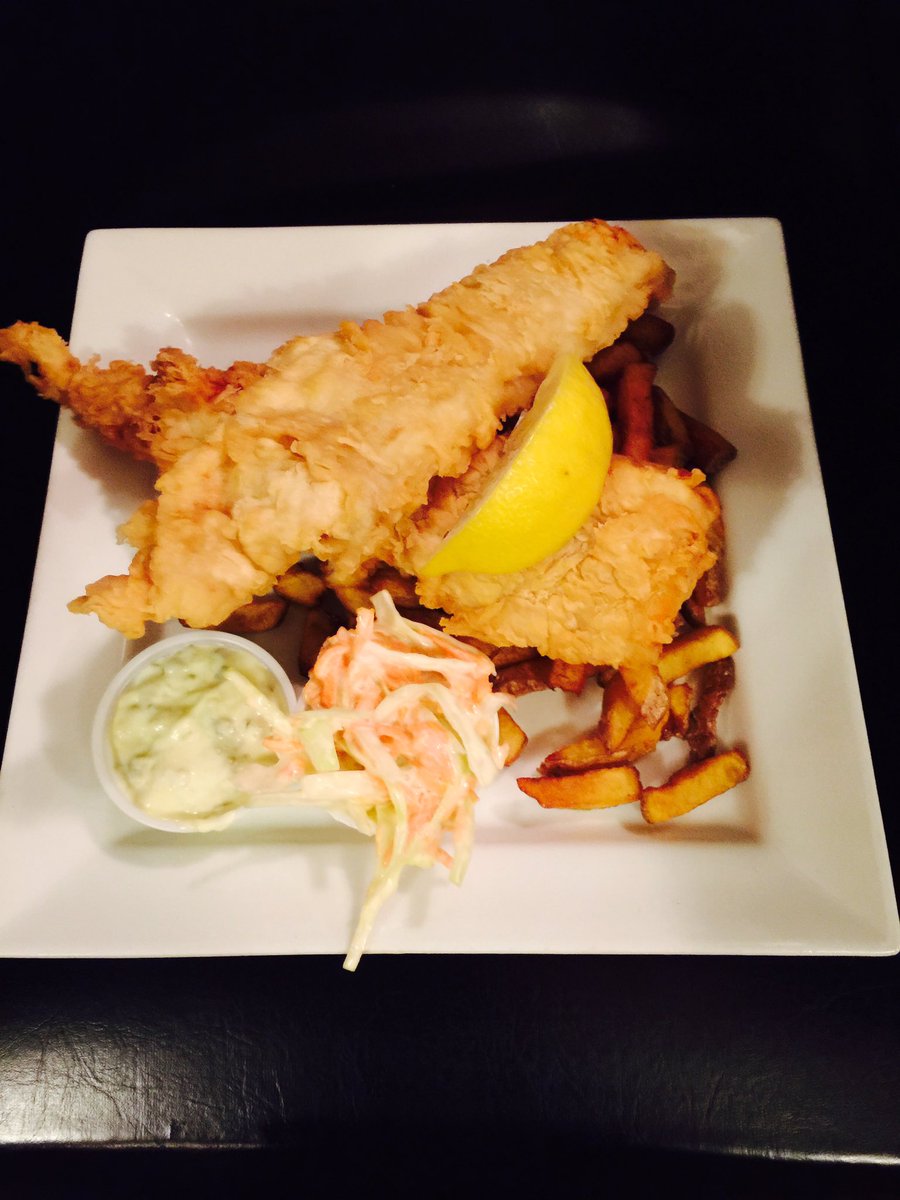 TipsyToadPub's tweet photo. All day good Friday! $2.00 off fish and chips and a $1.00 off our fish sandwich. Mmmmm 🐸❤️ https://t.co/NdOIOKw0np