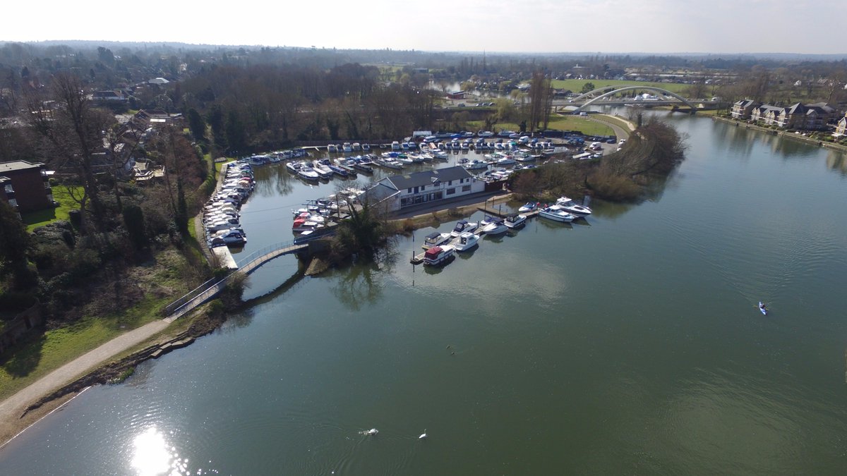 Brilliant aerial photograph of the Thames at Walton-on-Thames courtesy of <a href="/laurence360TV/">laurence koe</a>