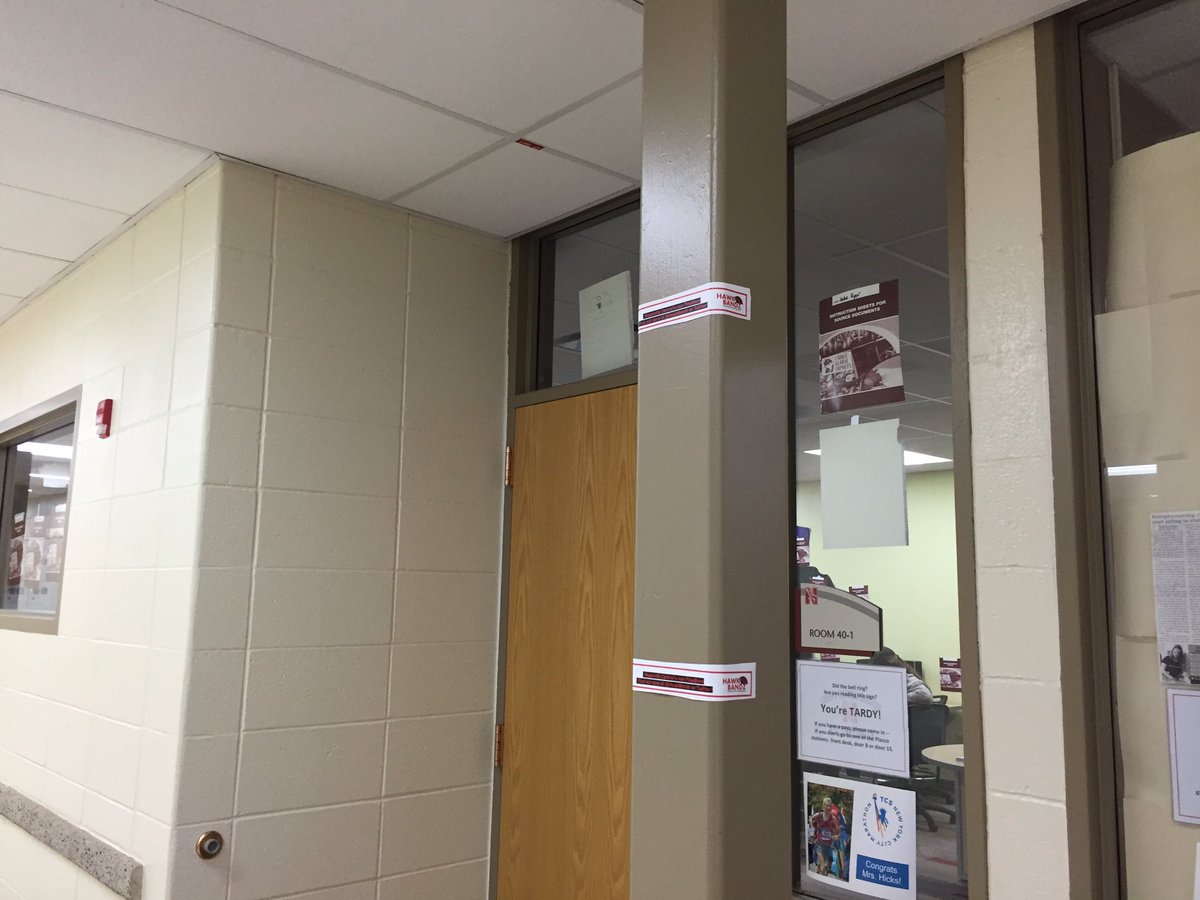HawkBandz's tweet photo. Hawkbandz are taking over the hallways at Central! https://t.co/1SXUTBaTd4