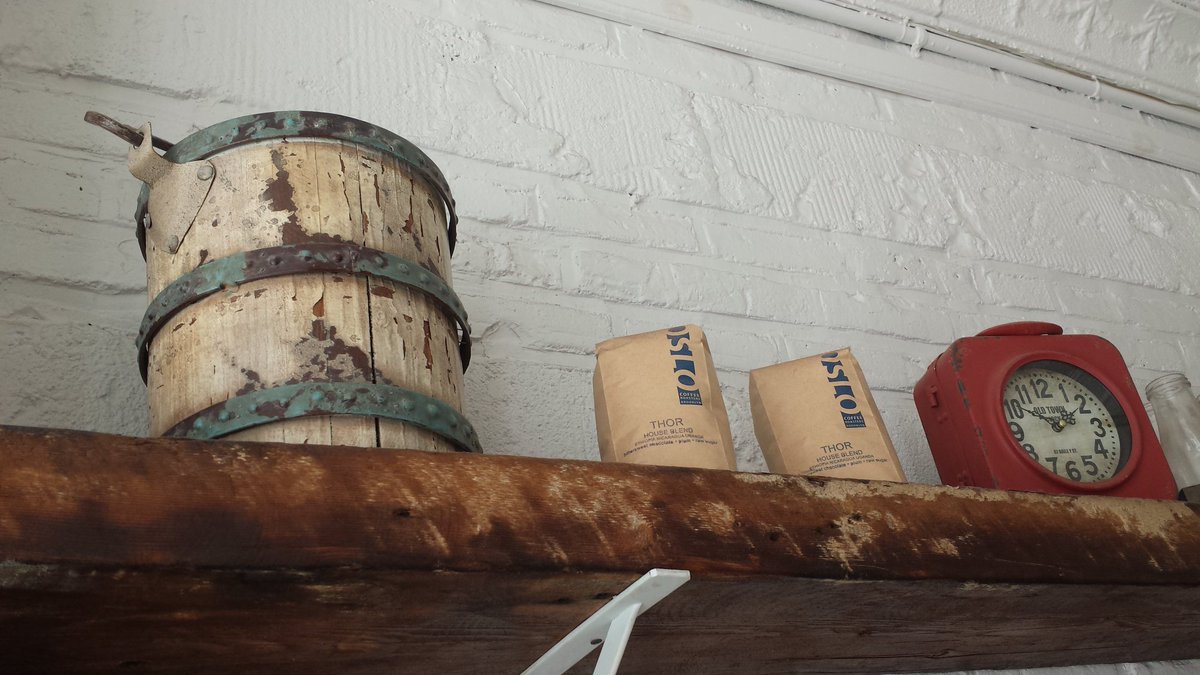blackstarbakery's tweet photo. We love our clocks... https://t.co/Wty0MsW6k7