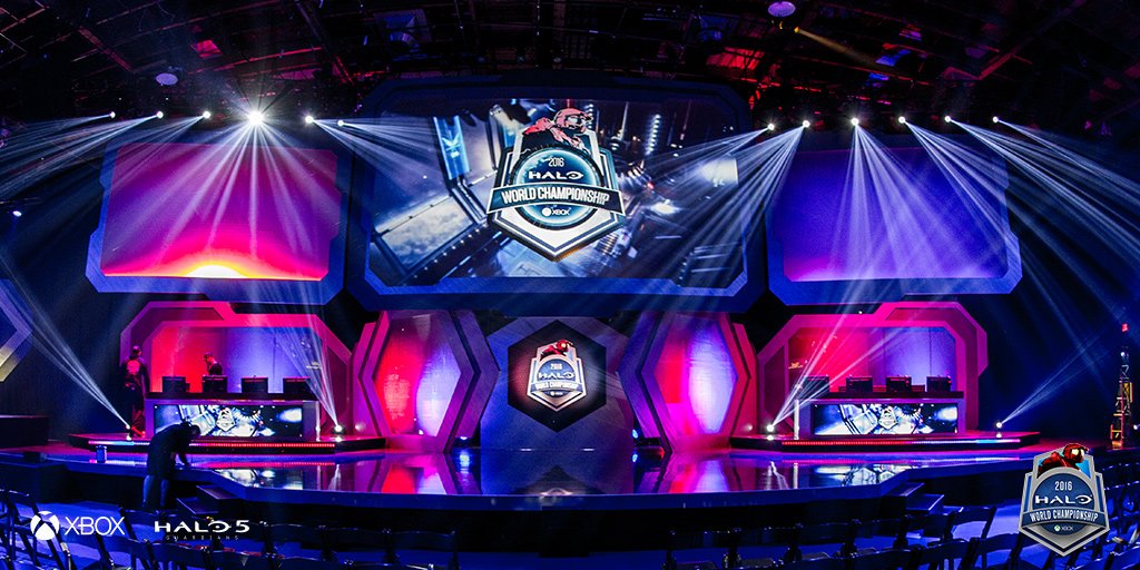 Halo's tweet photo. Missed the end to the Halo World Championship Finals? Catch the VoD here: https://t.co/Cf4R5wfFdh https://t.co/6IgWiJRyZz