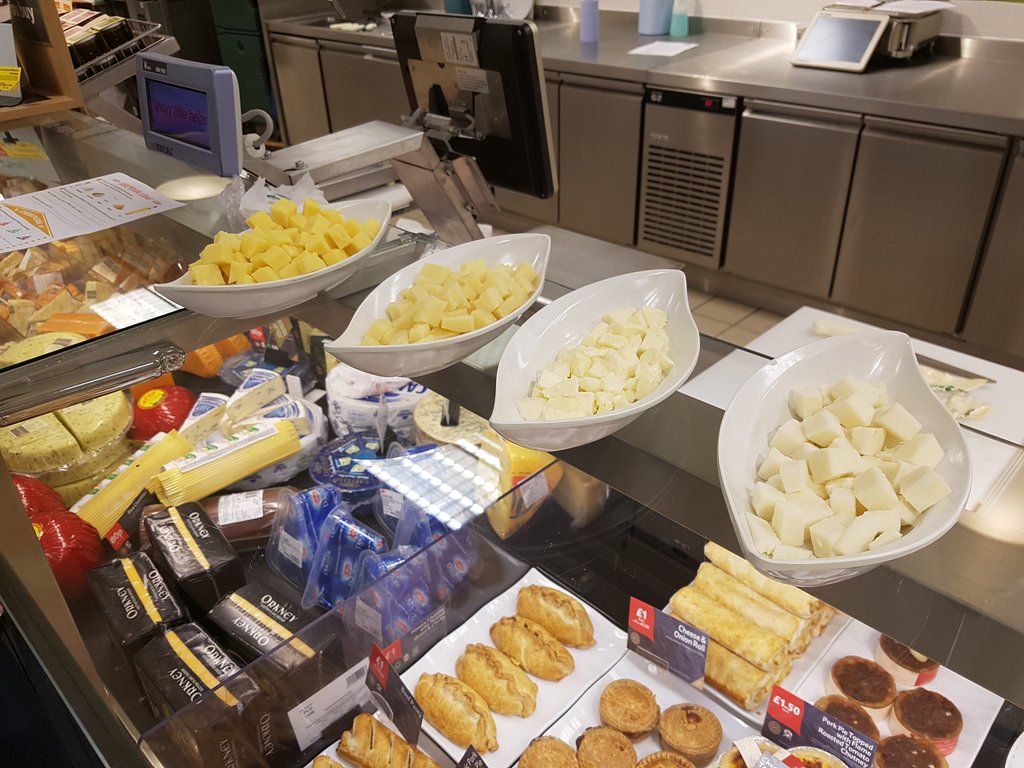 HilbreScouts's tweet photo. Whats your favourite cheese...the cubs are finding out... https://t.co/opOQY9HdOV
