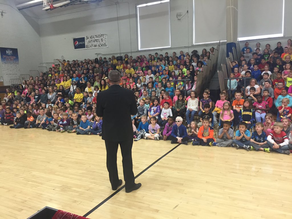 MrColboth's tweet image. We&apos;d like to give a huge thanks to @ChrisEgelston for an awesome performance today! #washwildcats #reachforsuccess