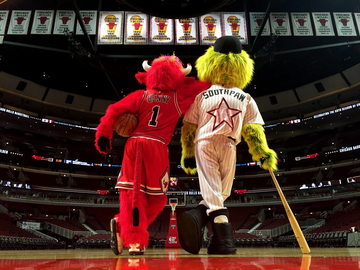Benny on X: RT @chicagobulls: Benny at the ballpark for Bulls Night! Did  they ask you to sing the 7th inning stretch? @bennythebull   / X