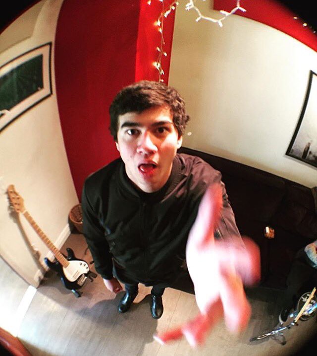 ketchupxupdates's tweet photo. #5SOSFam #BestFanArmy #iHeartAwards https://t.co/fXQj03QYzG