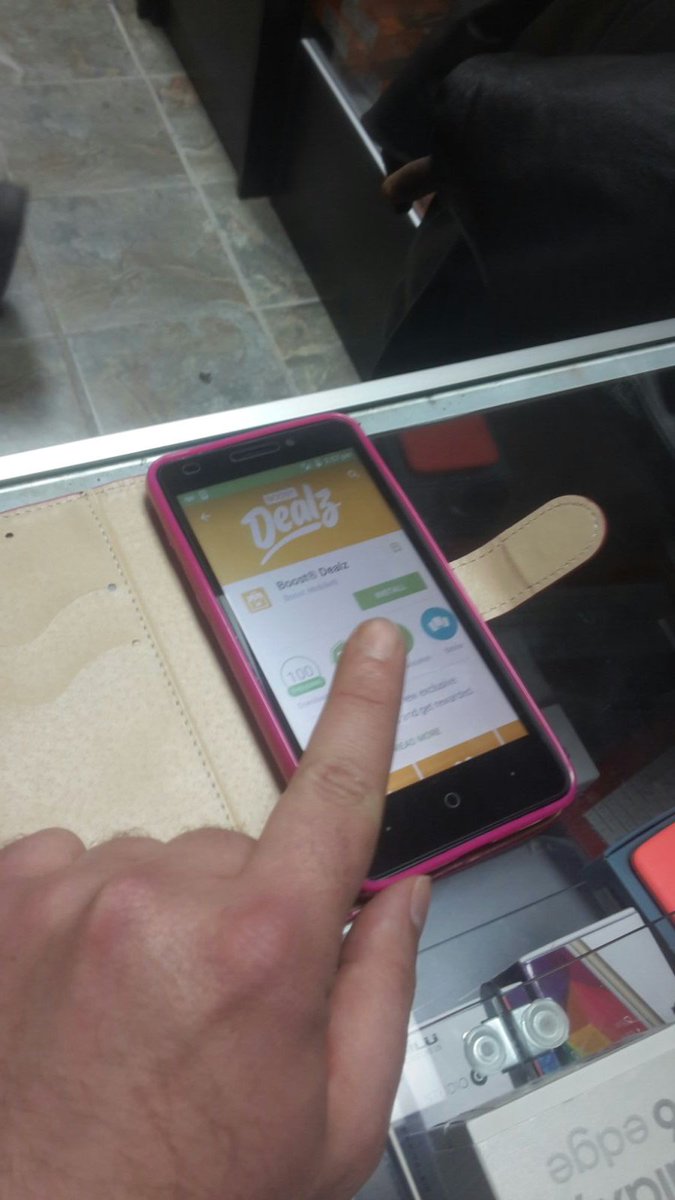 Jesse_Chauca's tweet photo. Isaac working his #BKStrong Magic on a Port #ByeTmo w/ #BoostDealz Every Customer counts! @LauraMcLaugh96 @SPG_NYC https://t.co/siRzqjycSd