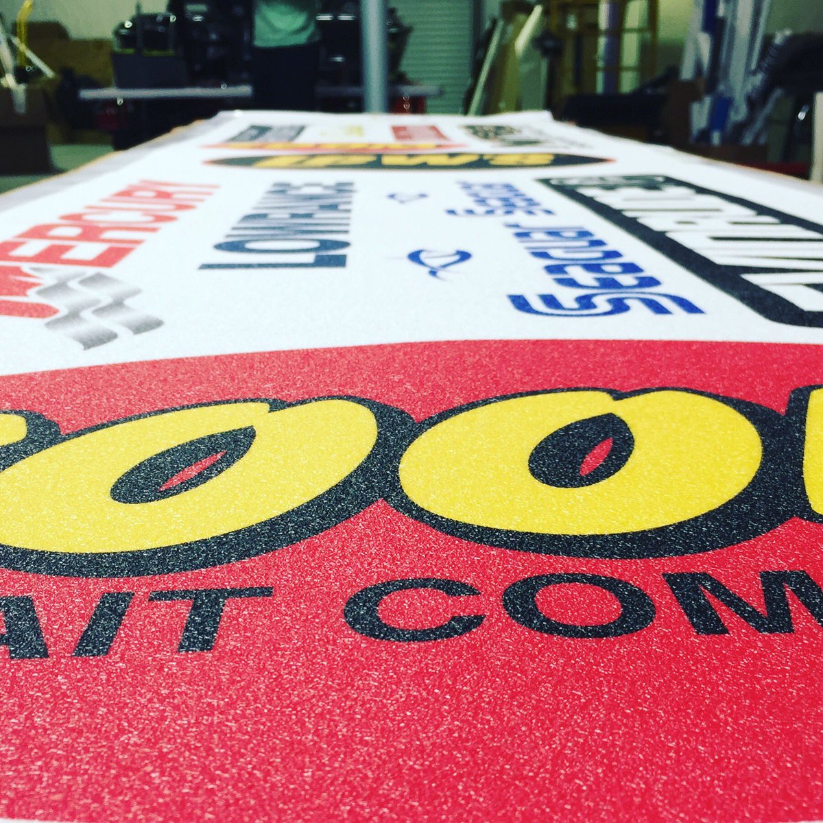 ZDecals's tweet image. Our #MarchMadness sale now includes #carpetdecals! Mention the sale to receive 15% off! #carpetgraphics #bassfishing