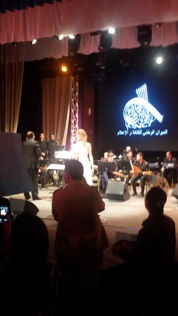 imanbenlachhab's tweet photo. حبس قلبي يا جماعة
#Concert_SouhilainAlger #الجيش_السوهابي #SouhilaBenLachhab
#IhabAmir https://t.co/6YGp2zjSC6