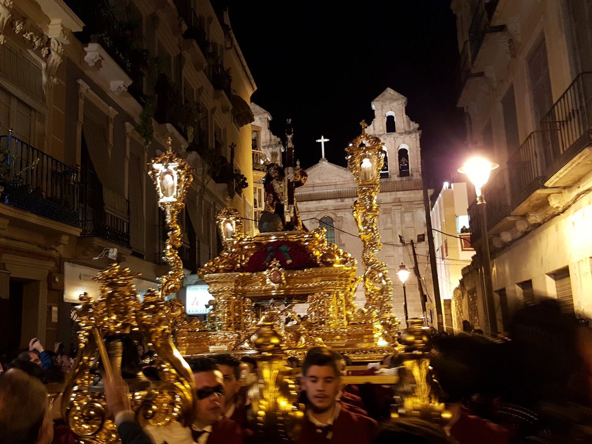 cfdmisericordia's tweet photo. Un Cristo, una Iglesia, una calle, un Barrio. https://t.co/iOCEE7uHnH