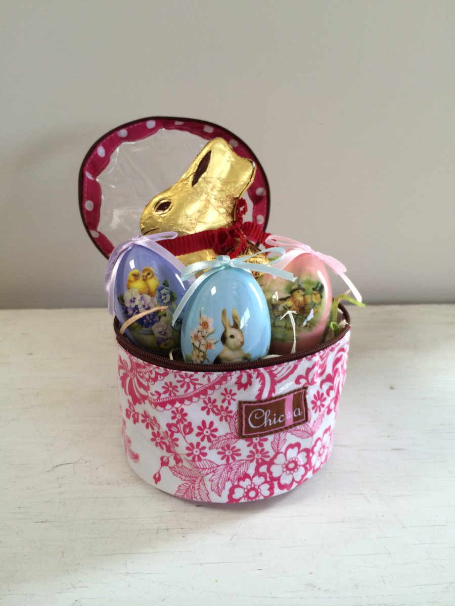 Chic_aKnitting's tweet photo. Here's the perfect #EasterDIY gift idea for your knitting club🐰🌸: https://t.co/2j8NQUf8m4
#functionalfun #knitting https://t.co/rfZdChTXJi