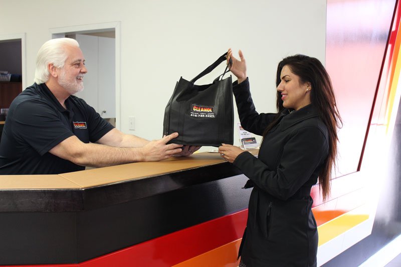 CleanolClean's tweet photo. Visit us at our Cash & Carry location in #Vaughan #cleaning #cleaningservice #cleanhome #cleanolclean https://t.co/99y8HewRll