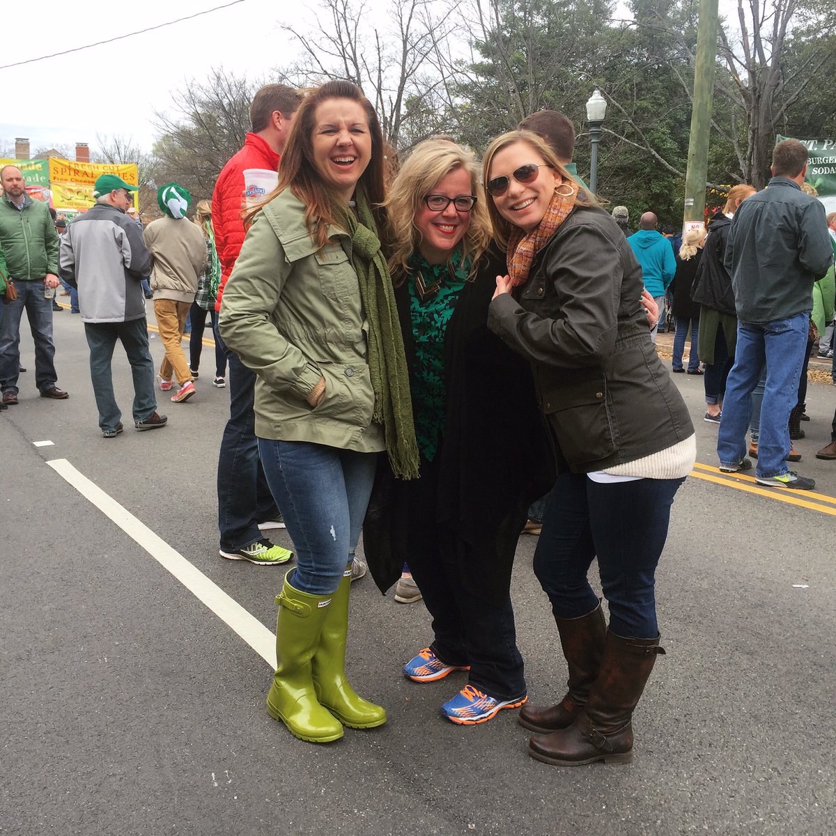 AustenHill's tweet photo. New Post: A fabulous time at the annual #churchhill #irishfestival https://t.co/93XWgsVD0p https://t.co/HAerkybN0O
