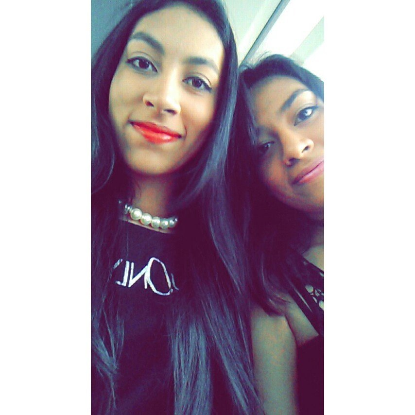 Victoriamvm_'s tweet image. el 18 En la Mixup #evolution #EvolutionCD9IsOut #EvolutionSpotify @verdiinzitaMG 🌚🌚🌚🌚✌💆