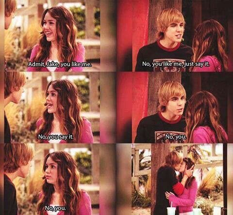 hollynreid_42's tweet photo. no doubt this was the best HM scene. #10YearsOfHannahMontana https://t.co/knVhwAFSdo