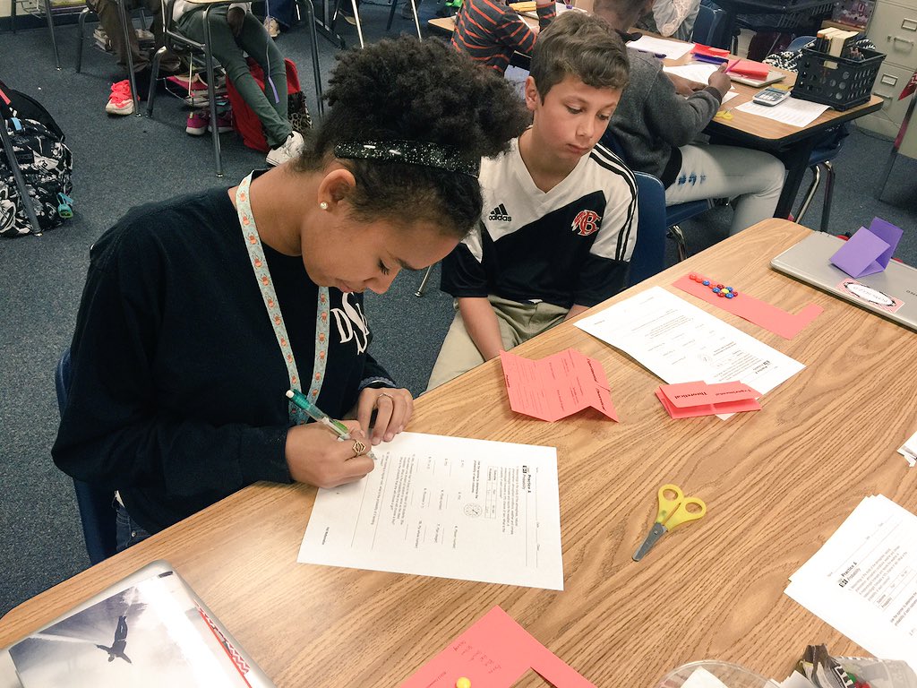 TeachingEnnis's tweet image. @kferreira71 @BryanCountyMS Probability and M&amp;amp;Ms!!! #statisticsandprobability #7thgradeMath