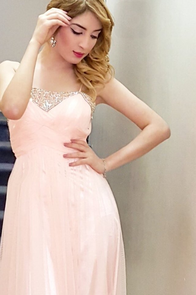ahlem5331's tweet photo. I vote for #SouhilaBenLachhab 👸
📲 @SuhilaBnLachhab 🌹
#TBworld2016 💖
@DTopbeautyworld ⭐
#Concert_SouhilainAlger https://t.co/PgI7tSq7vu