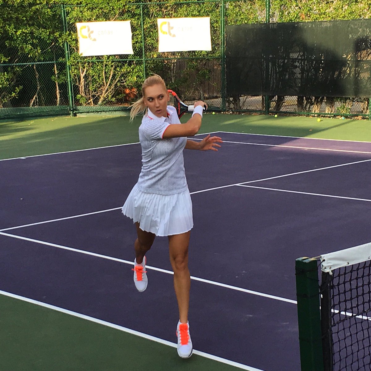 ELENA VESNINA - Página 3 CeVzqfrUYAEJBY1