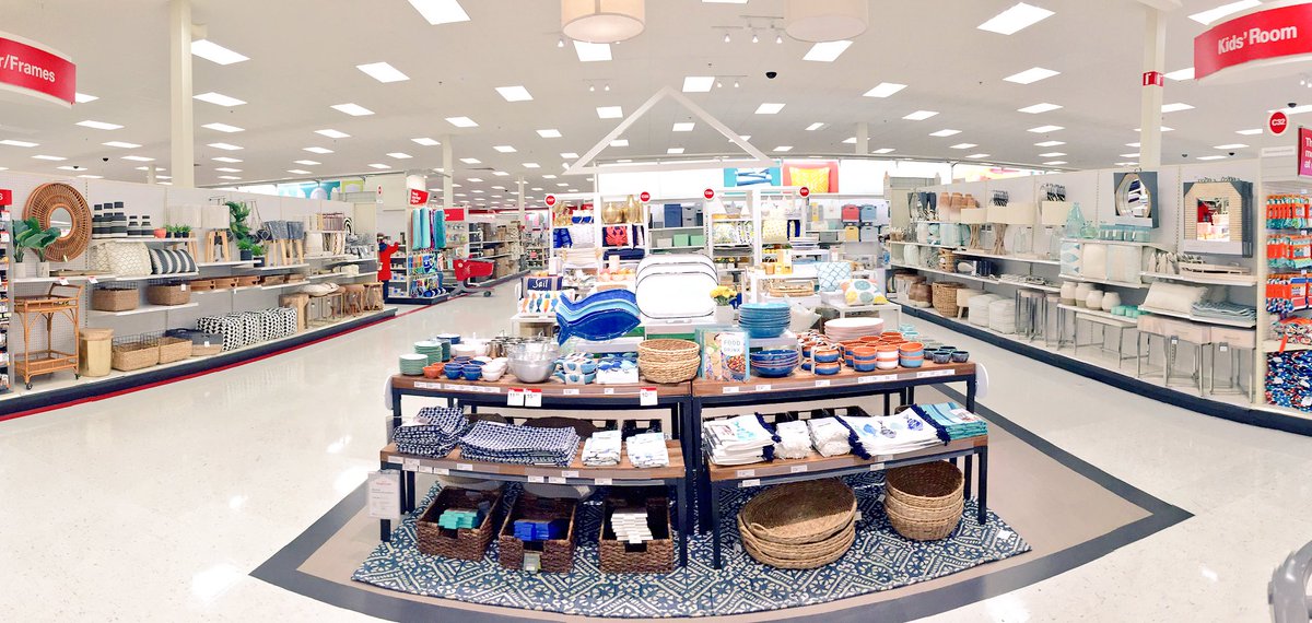 hudsontargetvml's tweet photo. T1235 Home Innovation 100% set--ready to inspire guests with global and coastal trends! #styleonfire #instockninja https://t.co/lRVYFBwxMX