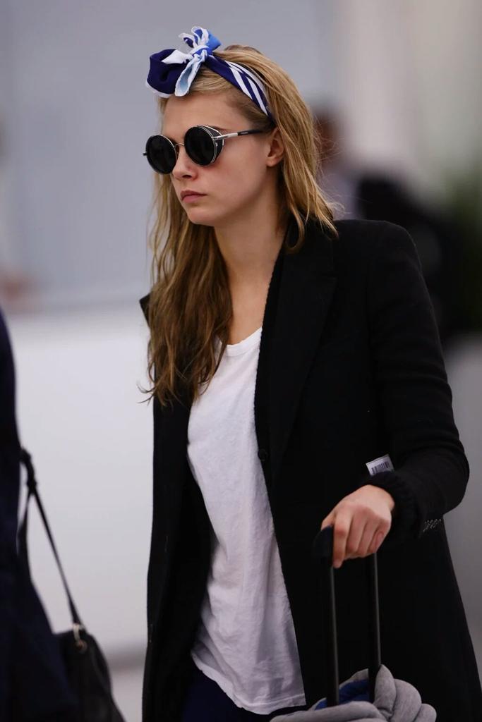 OutfitsAvenue's tweet photo. Cara is so Stunning! 😍 https://t.co/IZf31t7G5E