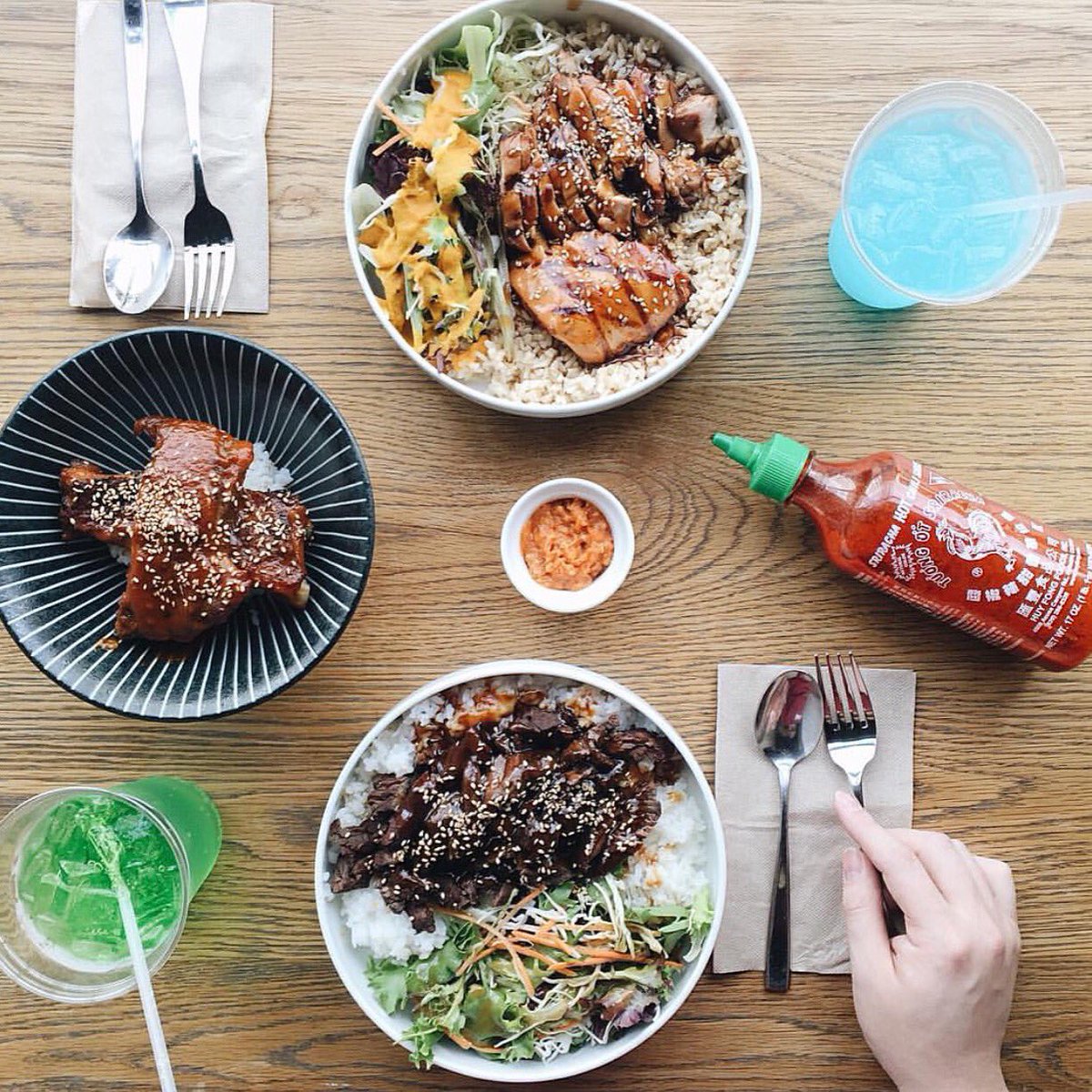 <a href="/glazeteriyaki/">Glaze Teriyaki</a> is the perfect place to get your healthy on! || 📷: <a href="/utran0924/">Uyen Tran</a> #getglazed #fabfoodchicago