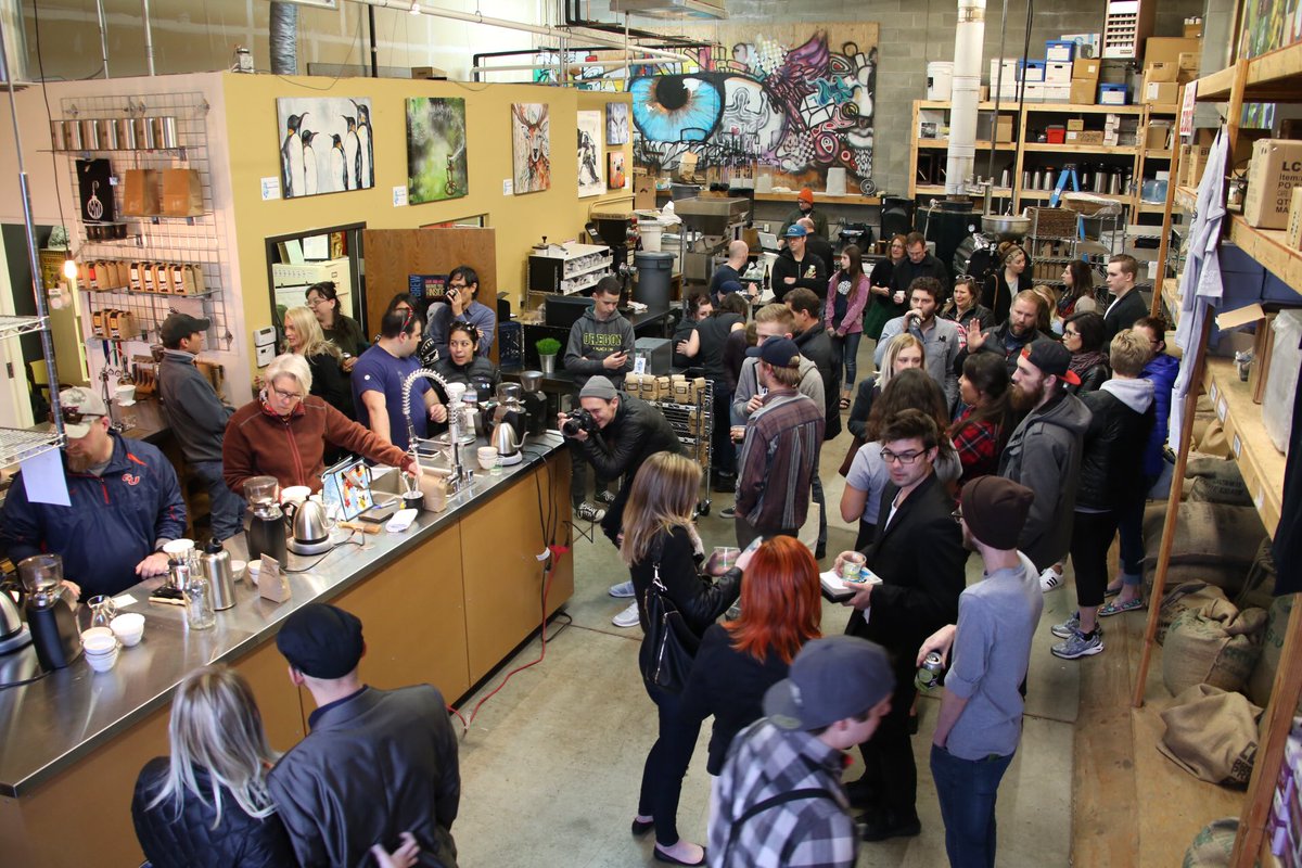 DoyleWheeler's tweet photo. Wow! Awesome turnout at @theroasthouse for their #PourOver #BrewComp! @BonavitaWorld @MelittaUSA @Baratza https://t.co/PAWhODhWzG