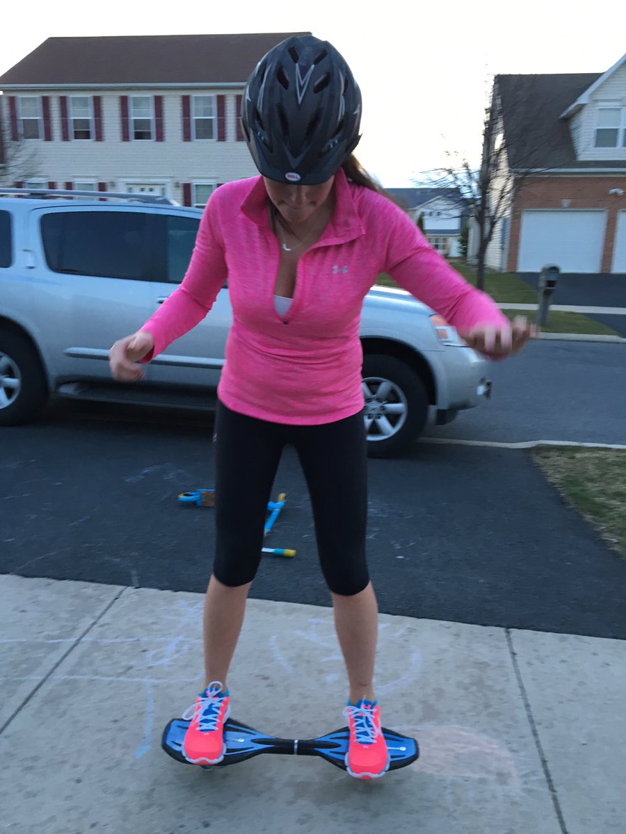 Busymom88's tweet photo. Yep, RipStik and @UnderArmour and @UAWomen #momsfun #ididwell #gladididntbreakeverything https://t.co/NgN3cHB1Gp