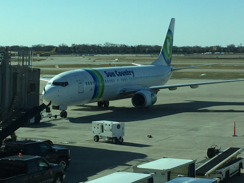 SWSuperFanClub's tweet image. Laker baseball heading to Ft. Meyers.  Be safe, have fun, be smart!!!  Work on the tans.