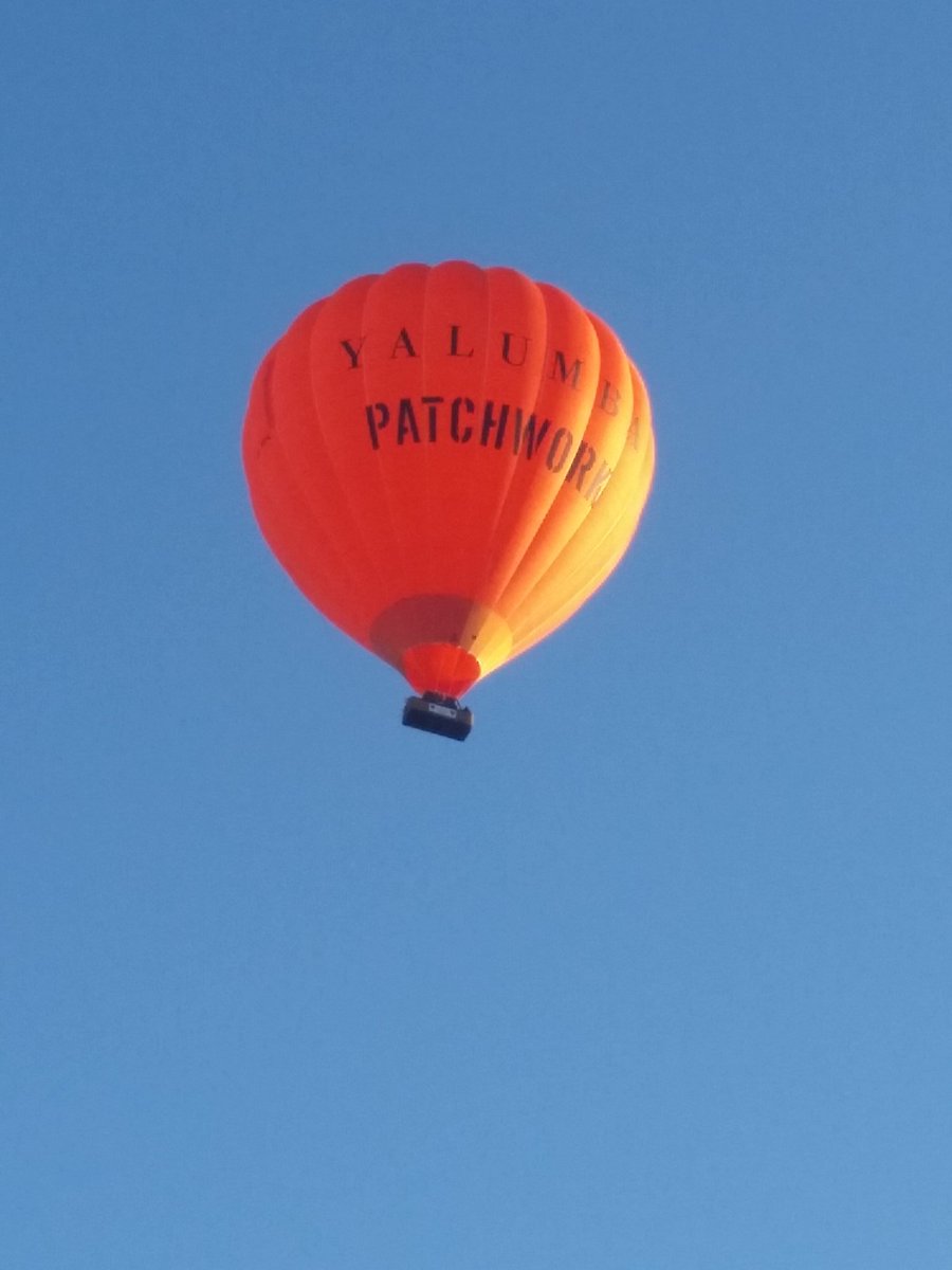 #Barossa #Valley #hotairballoon <a href="/yalumba/">Yalumba</a> <a href="/MyBarossa/">My Barossa</a>  lovely to hear the roar of the burners